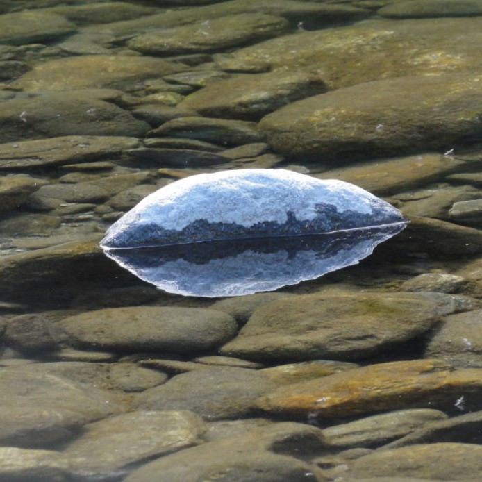 stein der weisen savoir-voir.com copyright thomas pfister