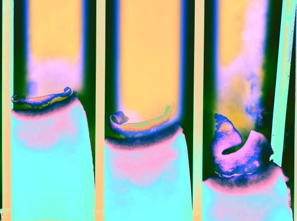 copyright thomas pfister savoir-voir.com hidden colours of things / snow on the glass roof II