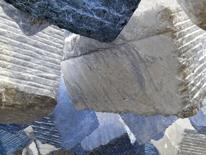 schwebende steine II en el aire guetaria spain thomas pfister copyright savoir-voir.com photography